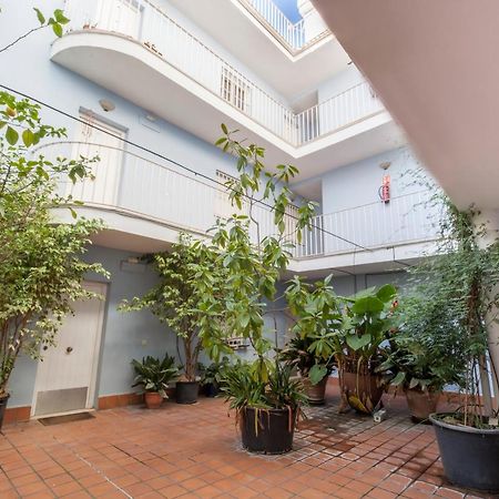 El Apartamento De Rosi Sevilla Kültér fotó