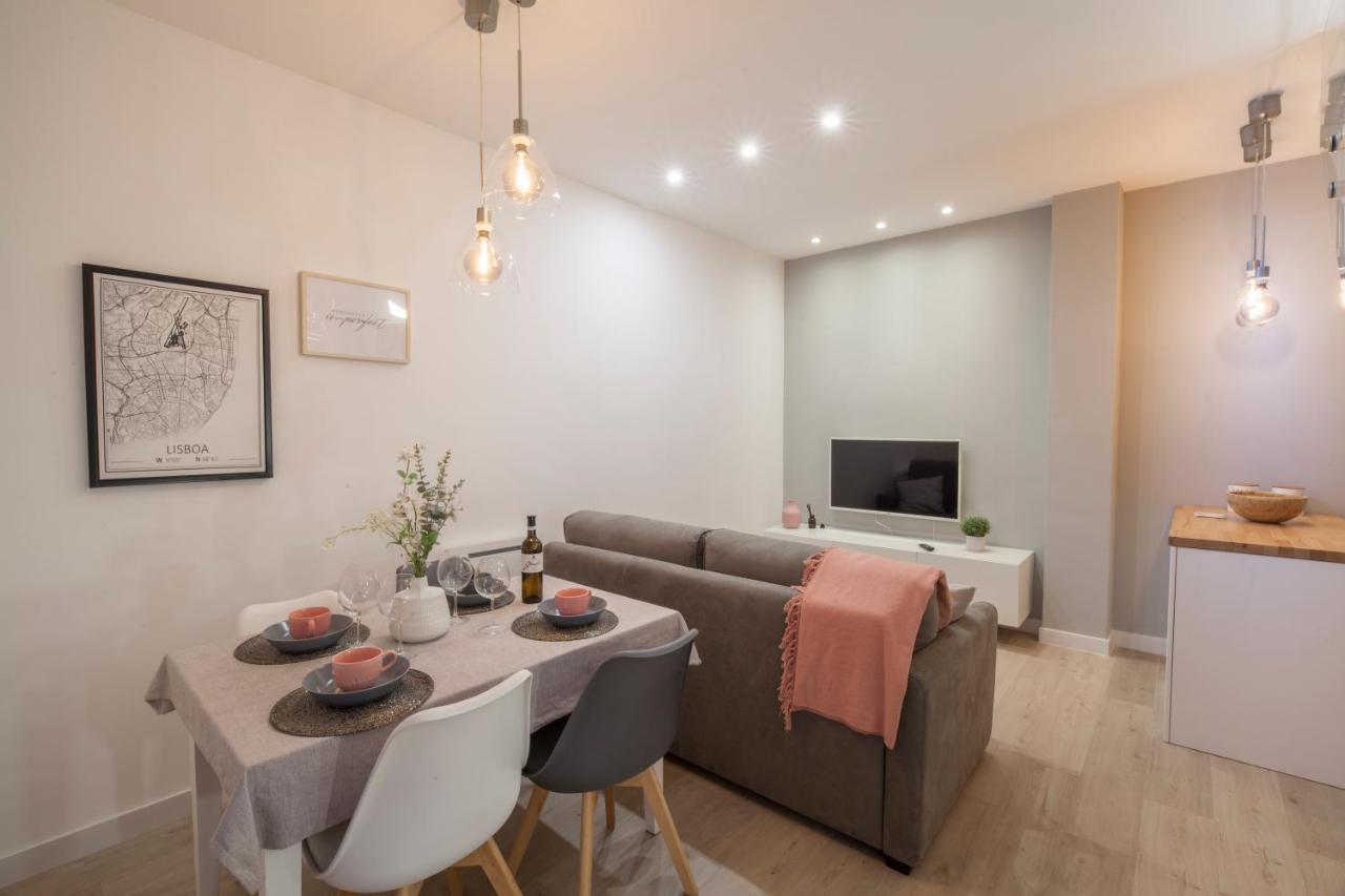El Apartamento De Rosi Sevilla Kültér fotó